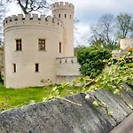 Jagdschloss 3*