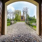 Jagdschloss 3*