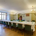 Jagdschloss Szálloda 3*