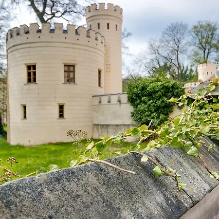Jagdschloss 3*
