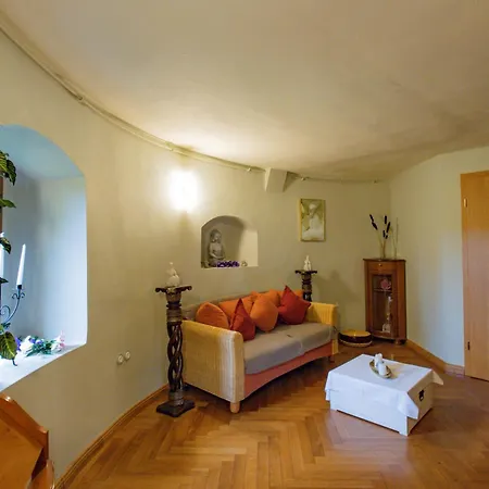 Jagdschloss 3*