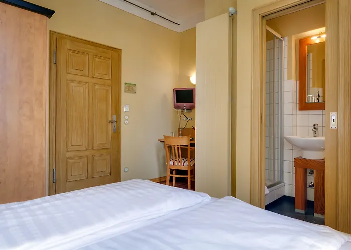 Jagdschloss Hotel 3*