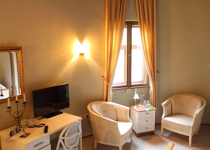 Jagdschloss Hotel 3*