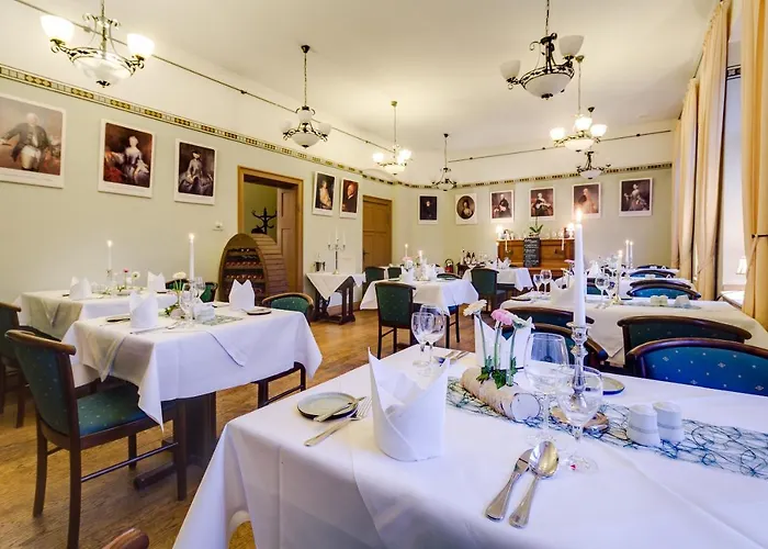 Hotel Jagdschloss 3*